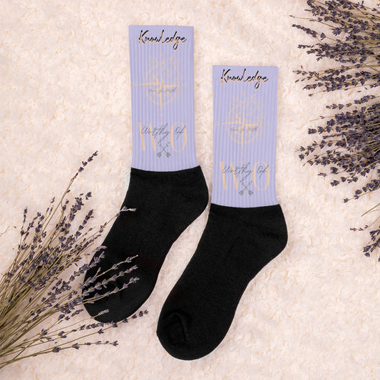 Worthy Of Knowledge Socks